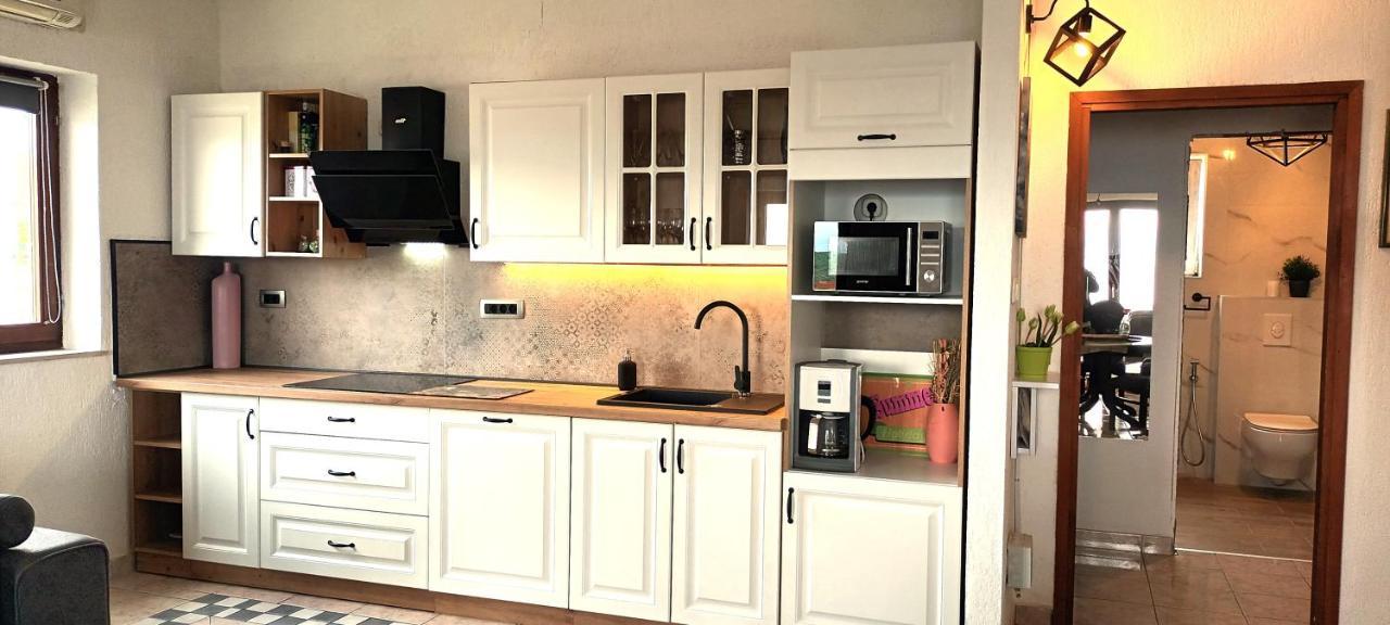 Olivista Croatia Apartments ニヴィーチェ エクステリア 写真