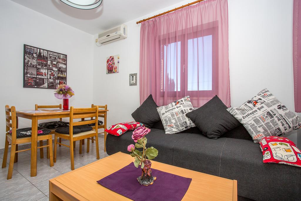 Olivista Croatia Apartments ニヴィーチェ エクステリア 写真